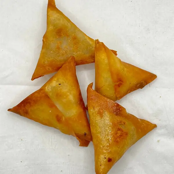 king-of-koshary - Vegetables Samosa