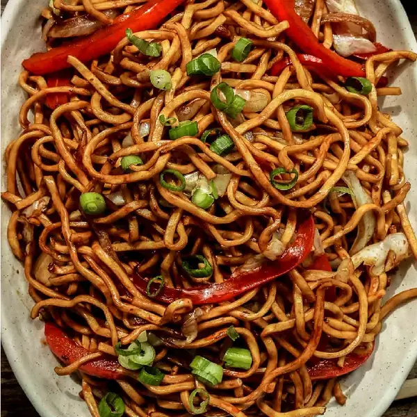 kings-park-cafe - Hakka Noodles