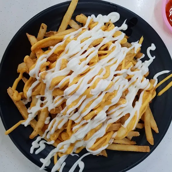 kings-park-cafe - Peri Peri Cheese Fries