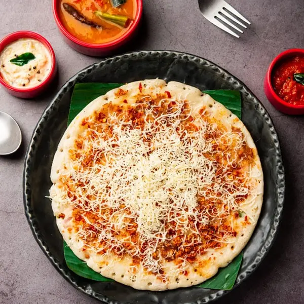 kings-park-cafe - Cheese Chilli Uttapam