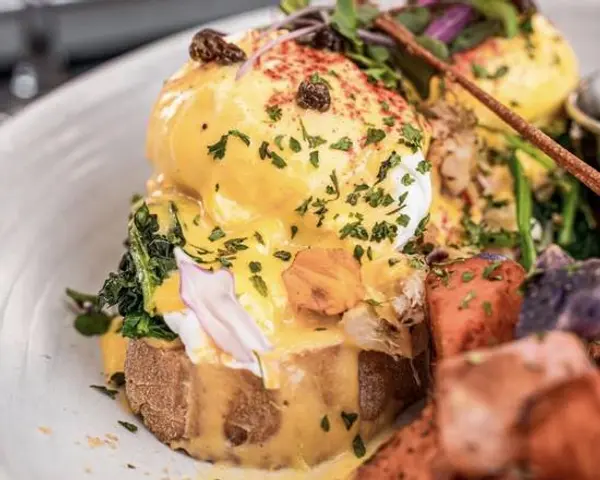 kitchen-story - Crab Benedict