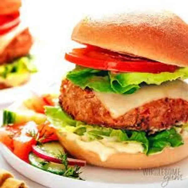 konso-edget-hotel - CHICKEN BURGER