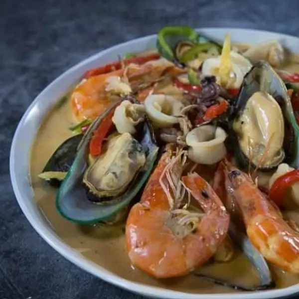 krill-dine-in-style-restaurant - Krill Seafood Curry