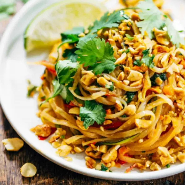 krill-dine-in-style-restaurant - Phad Thai Noodle with Vegetable