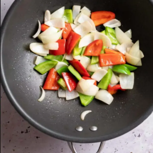 krill-dine-in-style-restaurant - Wok Fried Vegetables