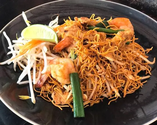 krua-thai - Crispy Pad Thai Noodles