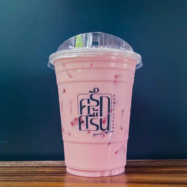 kruekkuean-boardgame-cafe - Iced Pink Milk