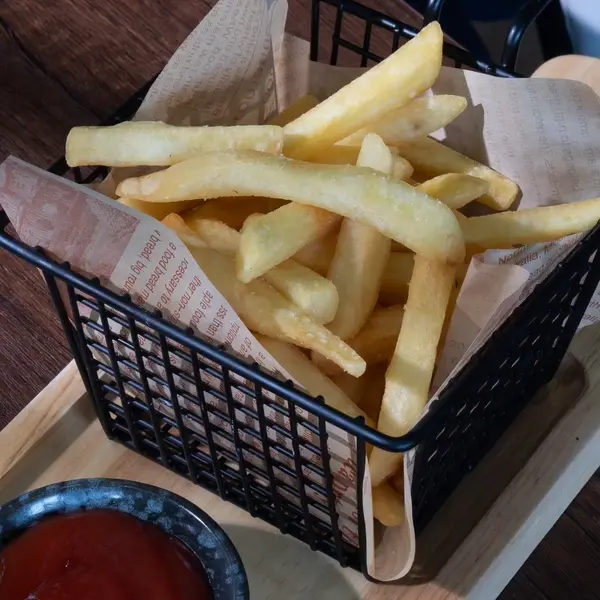 kruekkuean-boardgame-cafe - French Fries