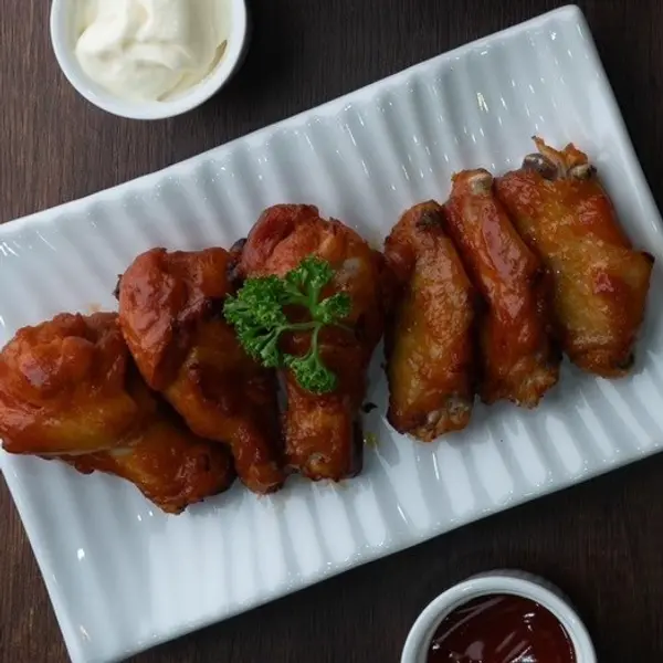 kruekkuean-boardgame-cafe - BBQ Chicken Wings