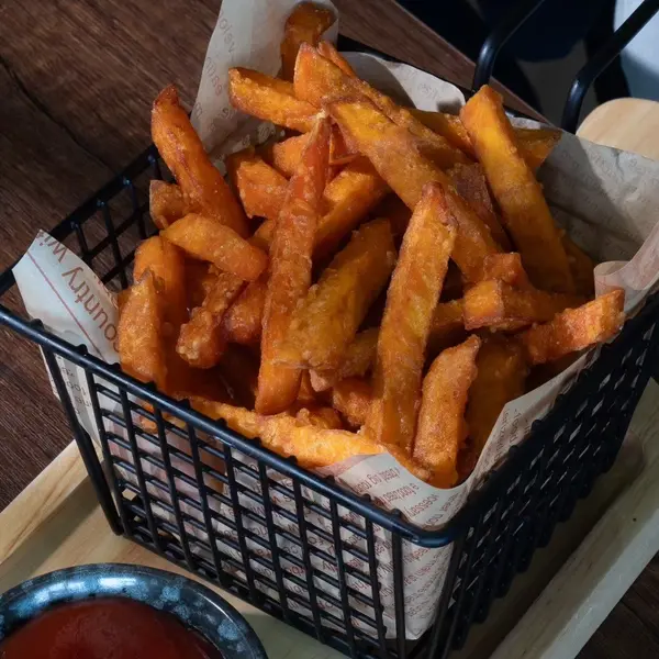 kruekkuean-boardgame-cafe - Sweet Potato Fries