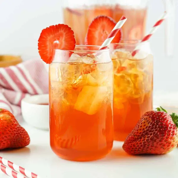 kuda-giri - Strawberry Iced Tea