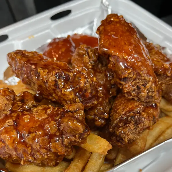 kuntry-fisherman-bar-grill - 16 PC wings