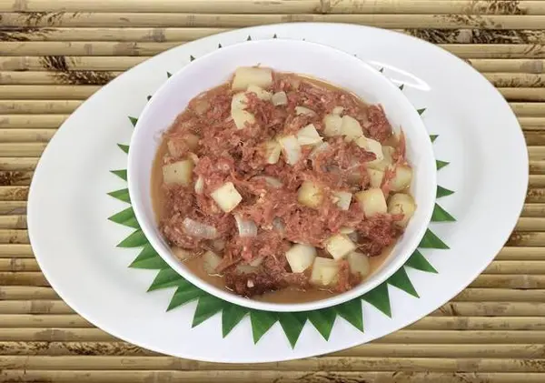 kusina-ni-tess - Corned Beef Hash  (Available at 9am)