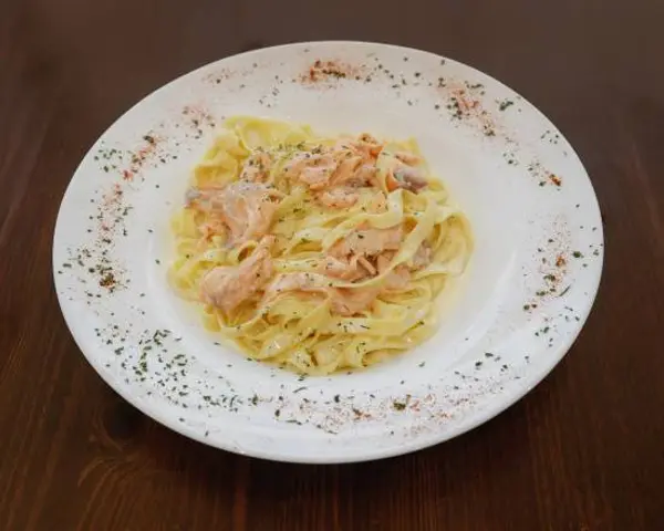 la-bona-cantina - Tagliatelle al salmone