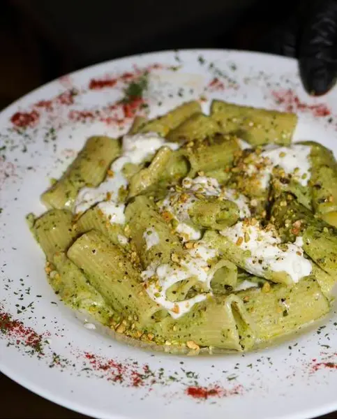 la-bona-cantina - Rigatoni pesto di pistacchio