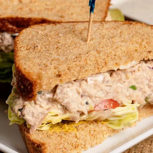 la-bou-bakery-cafe - Tuna Classic Sandwich