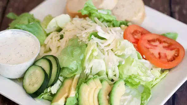 la-bou-bakery-cafe - House Salad