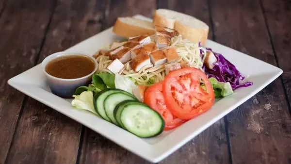 la-bou-bakery-cafe - Labou Chicken Salad