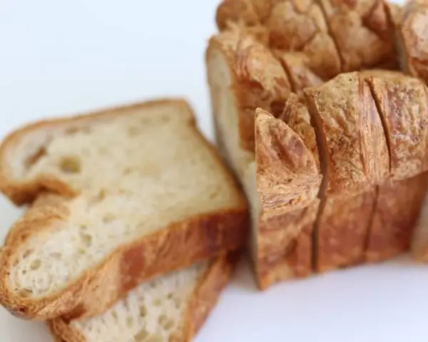 la-boulangerie - Vegan Croissant Toast