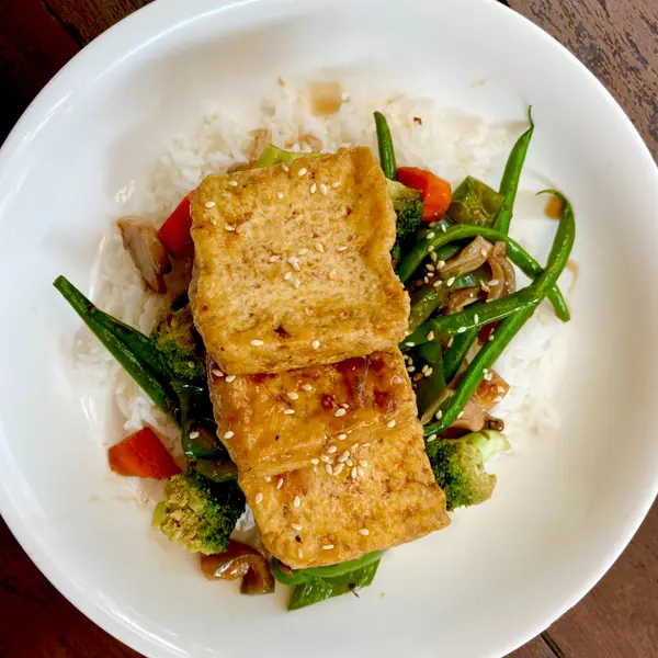 la-casa-bianca-hotel-cafe - Tofu with Vegetables in Oyster Sauce