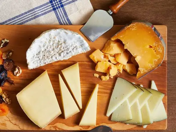 la-fromagerie - The European Cheese board