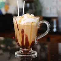 la-plaza-del-cafe-restaurant - Café Frio