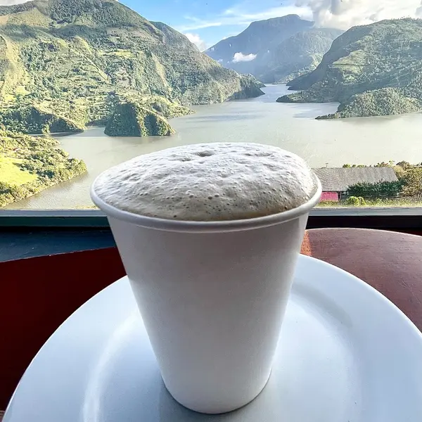 la-vista-ecohouse-hotel - Café Member's Selection con Leche