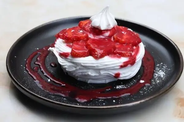 latelier-chick - Pavlova aux fruits rouges