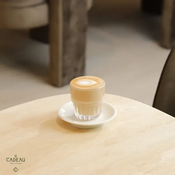 le-cadeau-uae - Cortado