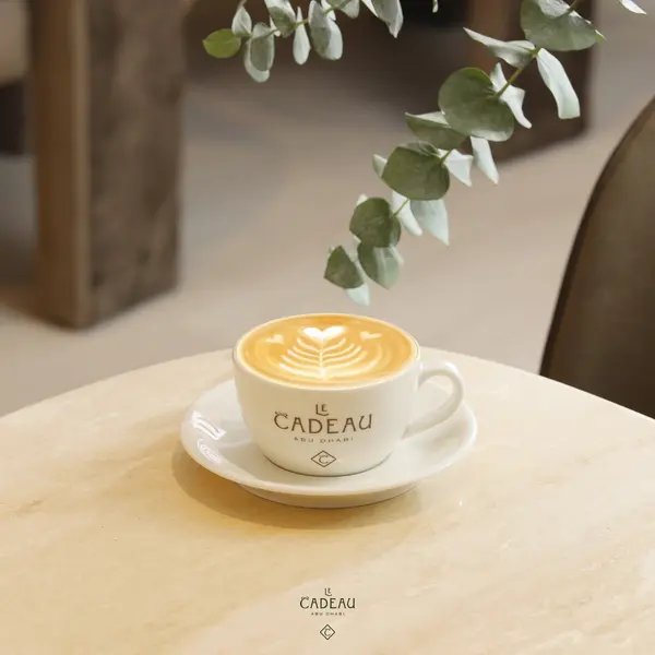 le-cadeau-uae - Flat White