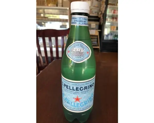 le-croissant-cafe - Sparkling Water 