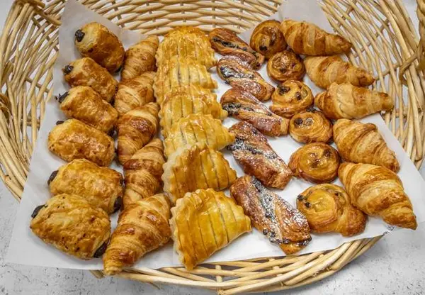 le-fournil-du-velodrome - Lot de 12 mini viennoiseries