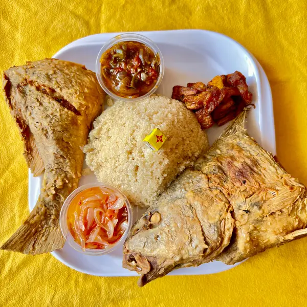 le-garba-chaudrestaurant-dattieke - Cassava Lite Max (Attieke + Cassava Fish + Alloco)