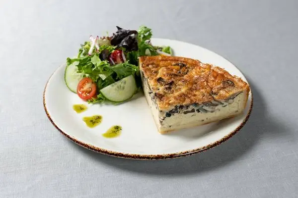 le-pain-quotidien - Mushroom & Gruyere Quiche