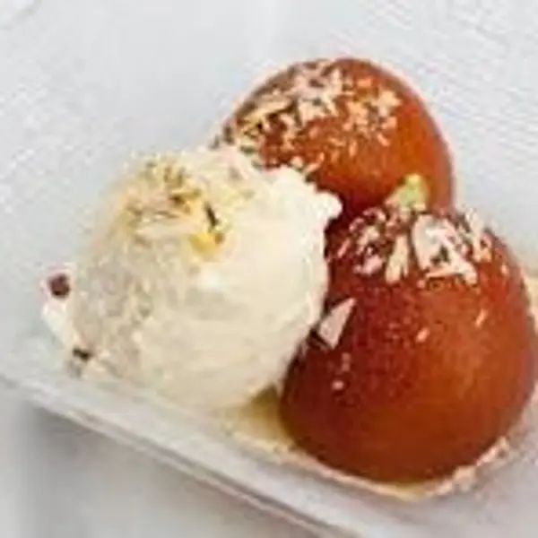 le-royale-palace - Gulab Jamun  with Ice Cream