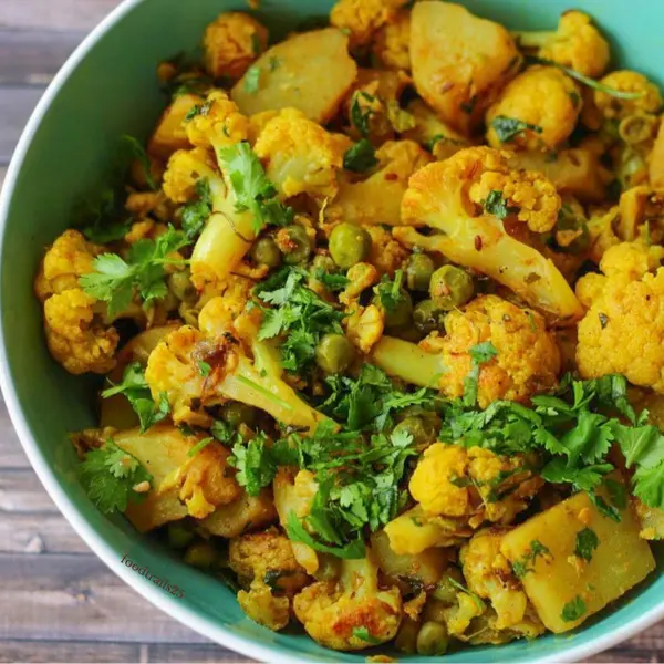 le-selena - Aloo Gopi Masala