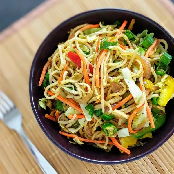 le-selena - Veg Noodles