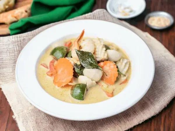 lers-ros-thai - Green Curry Seafood