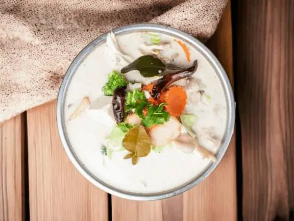 lers-ros-thai - Vegetarian Coconut Soup