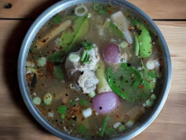 lers-ros-thai - Spareribs Soup