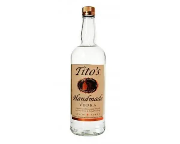 limoncello - Tito's, 750mL vodka (40.0% ABV)