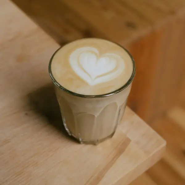 linguru - FLAT WHITE