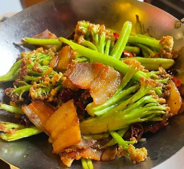 little-sichuan - Dry Pot Cauliflower w/ pork 干锅菜花