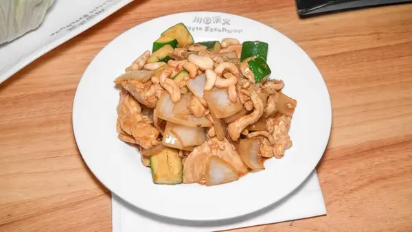 little-sichuan - Cashew Nut Chicken 腰果鸡