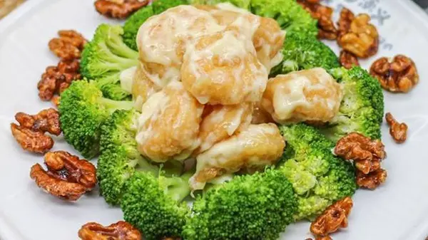 little-szechuan-sf - G2. Honey Walnuts Prawns 合桃大虾