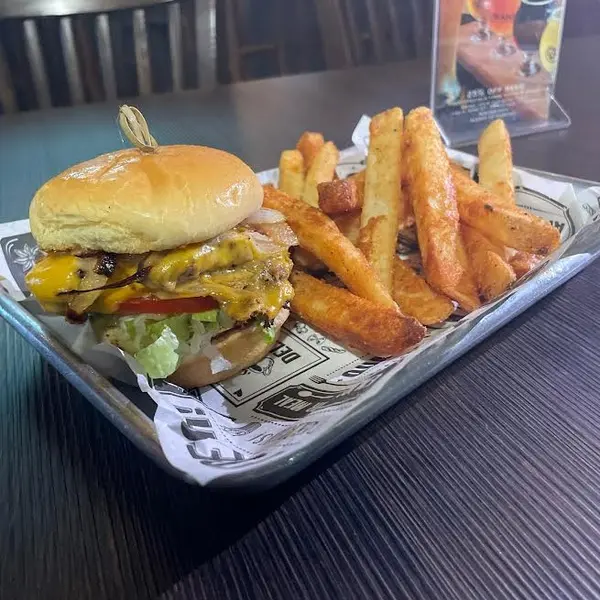 lokahi-brewing-company - Smash Burger & Fries