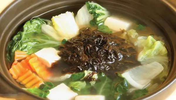 loving-hut - Seaweed Tofu Soup - S3