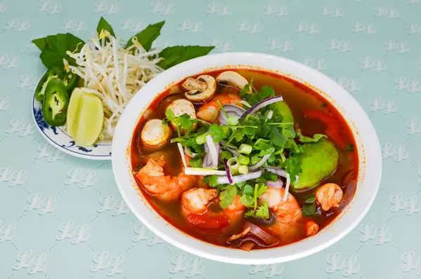 luc-lac-vietnamese-kitchen - Pho Tom Yum Shrimp