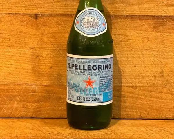 lucca-delicatessen - Small  San Pellegrino water