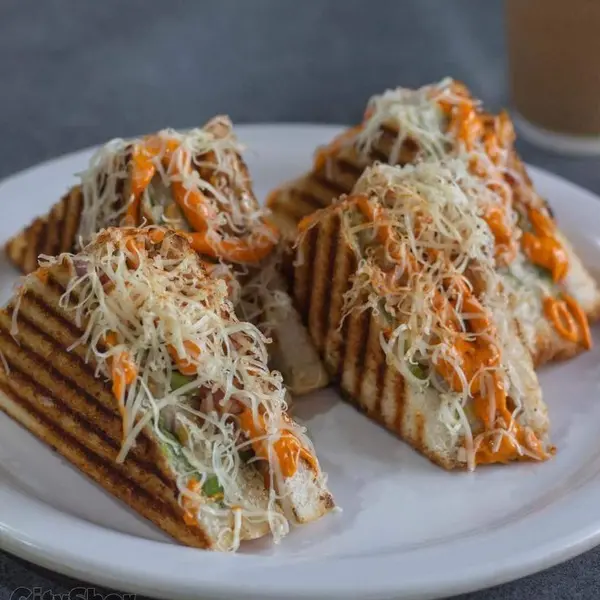luxury-cafe - Chicken Tandoori Sandwich